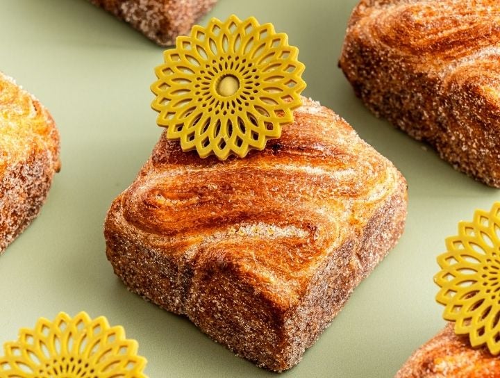 Lace flower green pastry 720x544